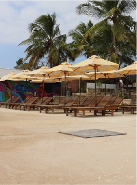 A place to sunbathe and gaze out at the Sea of Seven Colors.        Additional cost                Terraza Cove