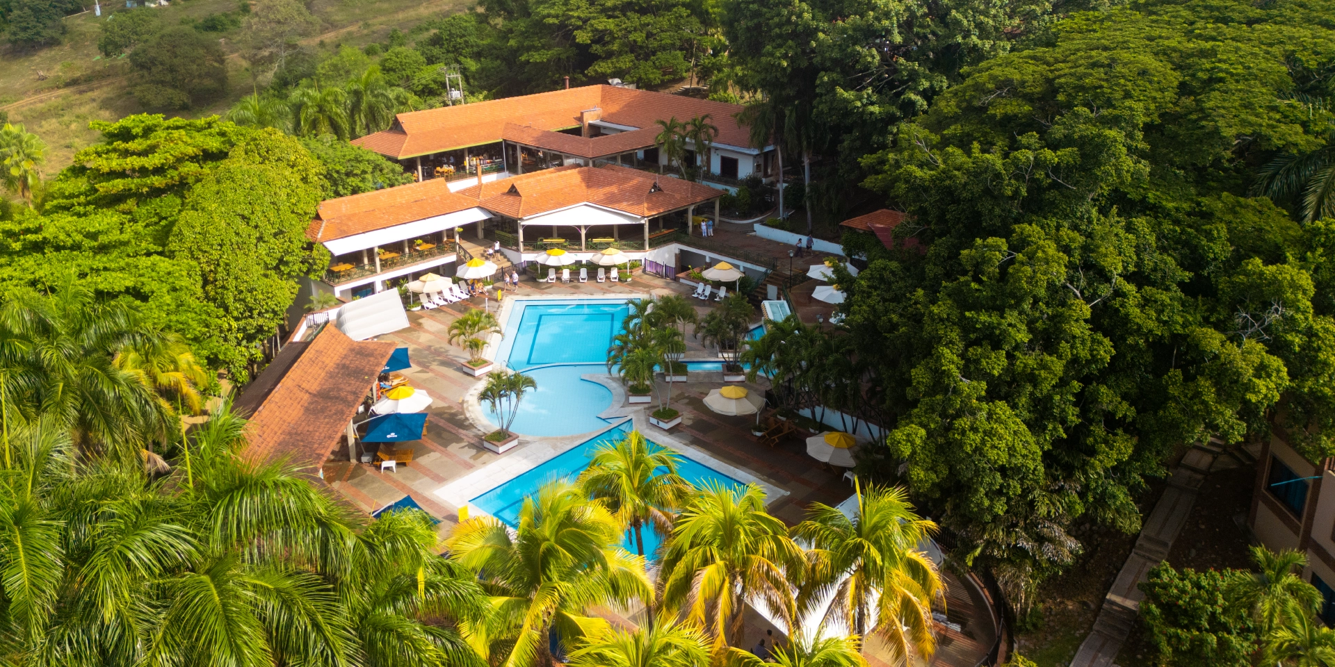 on-vacation-colombia-destino-girardot-hotel-girardot-hotel-y-piscina