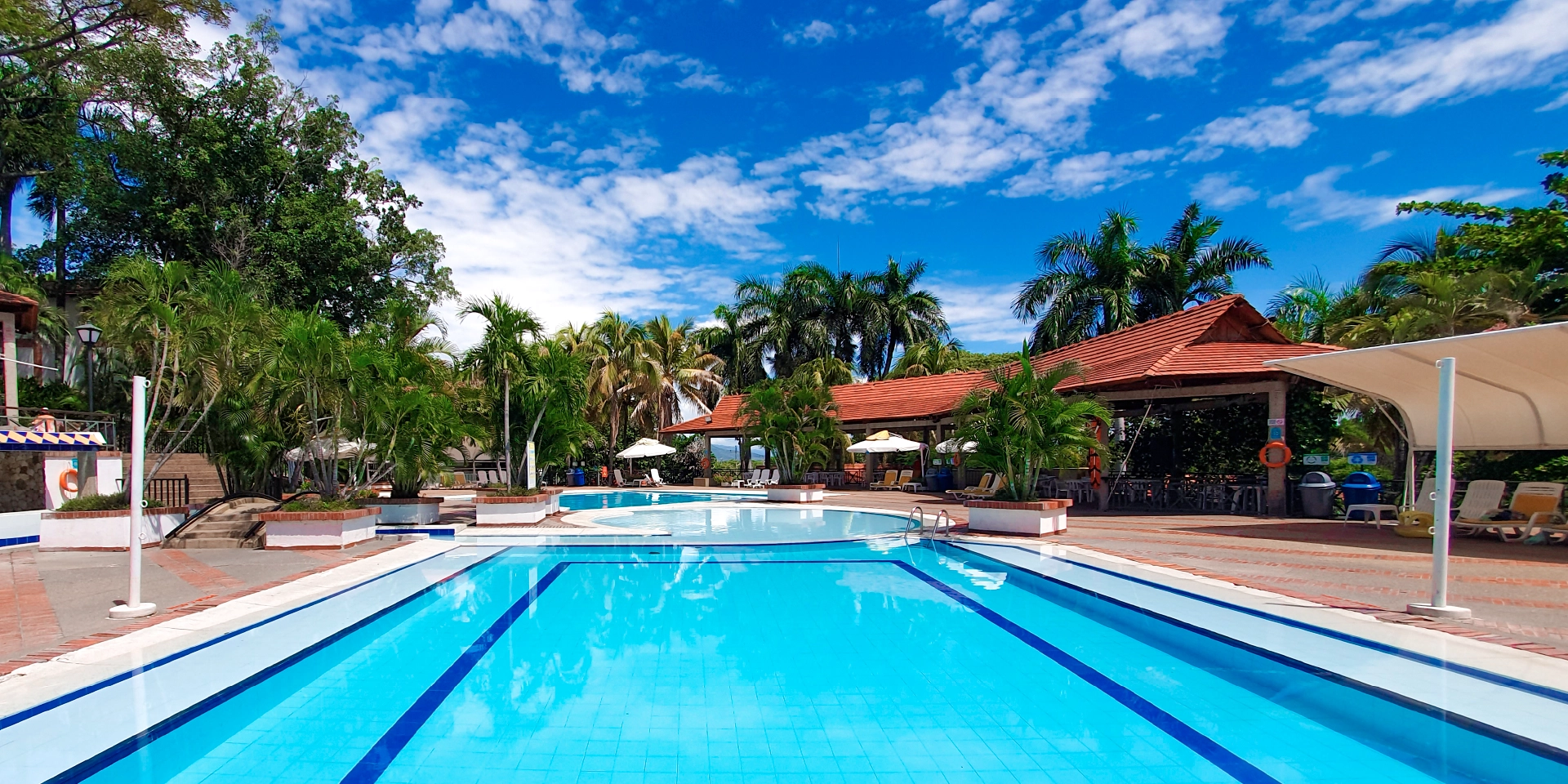 on-vacation-colombia-destino-girardot-hotel-girardot-piscina-adultos