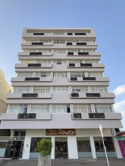 on-vacation-colombia-destination-san-andres-hotel-tower