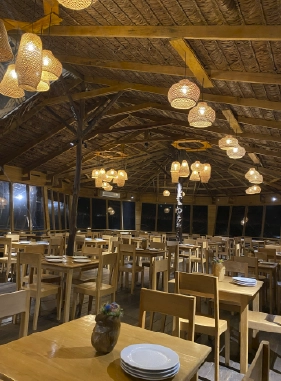 on-vacation-destination-colombia-amazonas-al-origen-restaurant-amazon-hotel-8