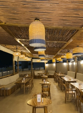 on-vacation-destination-colombia-san-andres-la-marea-rooftop-hotel-caribbean-2