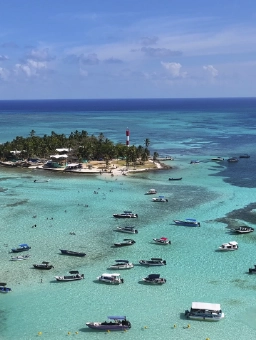 on-vacation-colombia-destination-san-andres