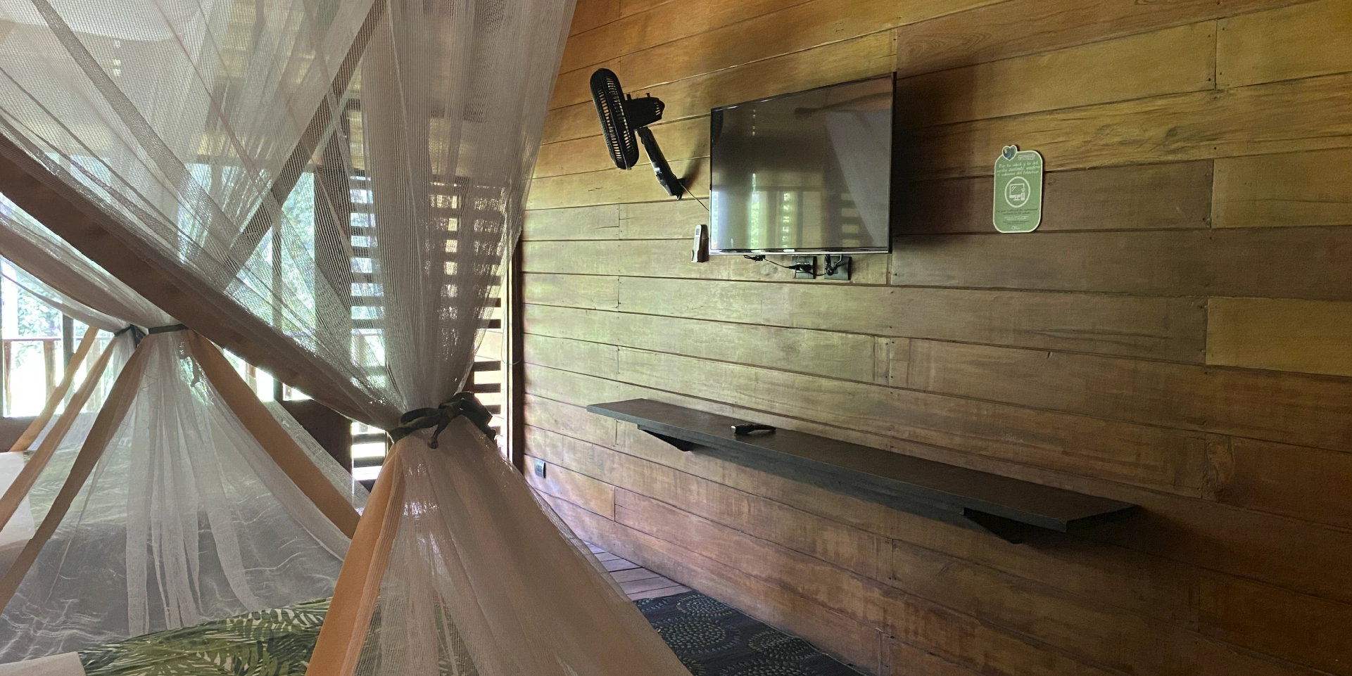 on-vacation-colombia-destino-amazonas-hotel-amazon-habitacion-triple-1920x960px 1 9