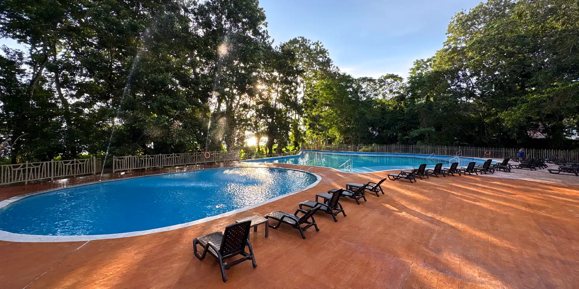 on-vacation-hotel-amazon-amazonas-new-pool-1920x960_11zon